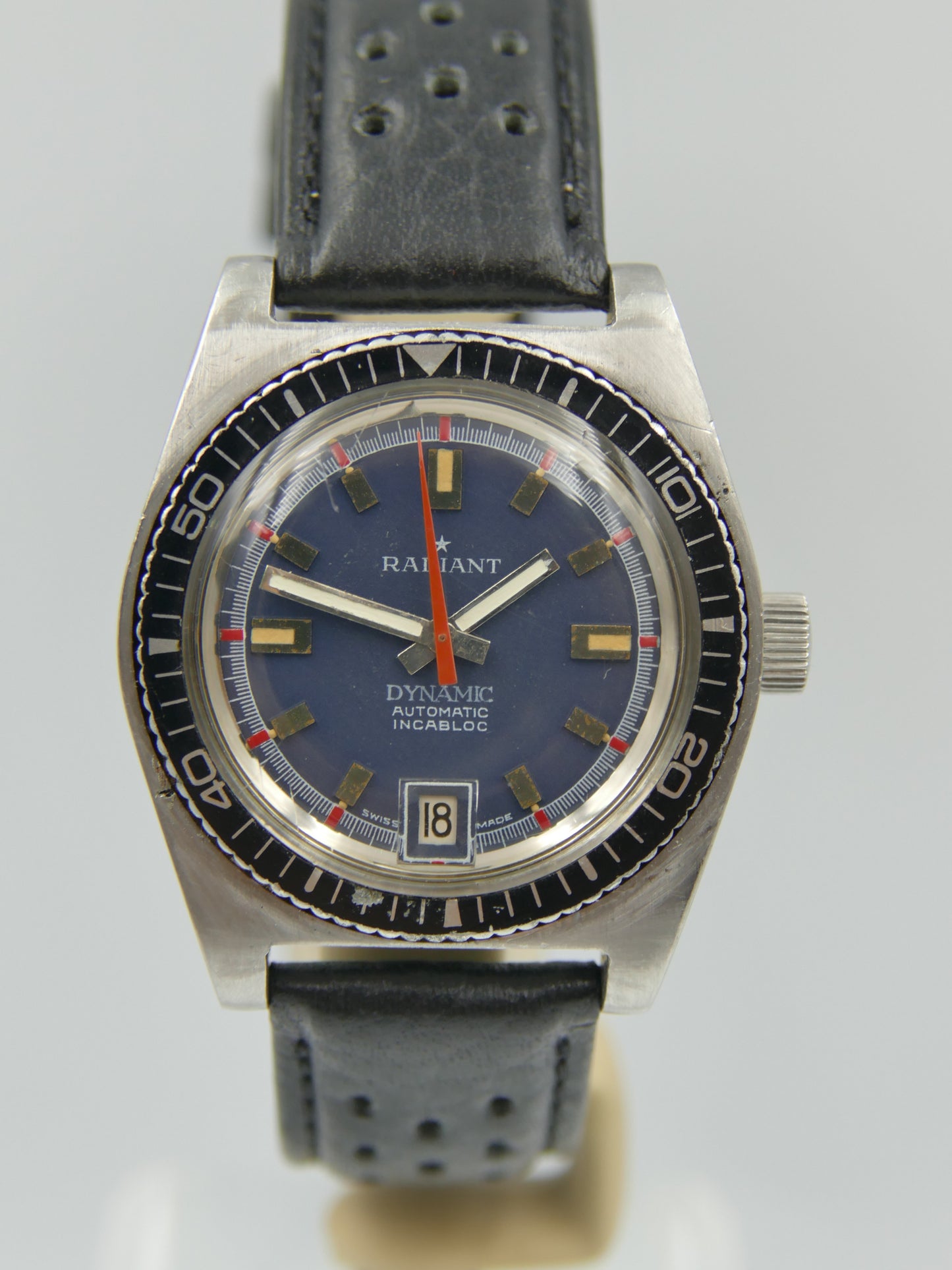 70s vintage watch mens Radiant Dynamic ref 670 automatic AS 1903 serviced blue diver SS