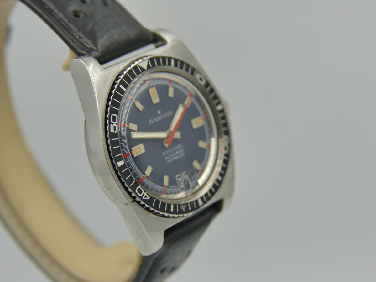 70s vintage watch mens Radiant Dynamic ref 670 automatic AS 1903 serviced blue diver SS