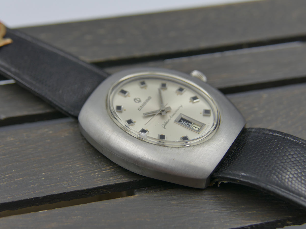 70s Vintage watch mens Candino Golden Anniversary Day-Date Automatic ETA 2638 ufo NOS