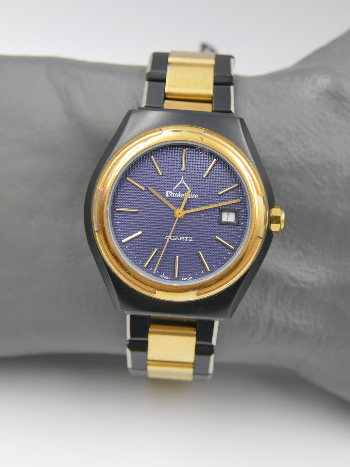Montre vintage des années 80 pour homme, NOS, Proletaire, Swiss Made, cadran gaufré bleu, PVD noir et doré