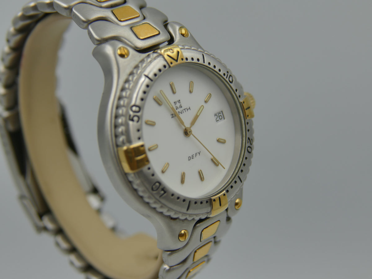 90s vintage watch mens Zenith Defy Ref. 59.2000.337 white dial