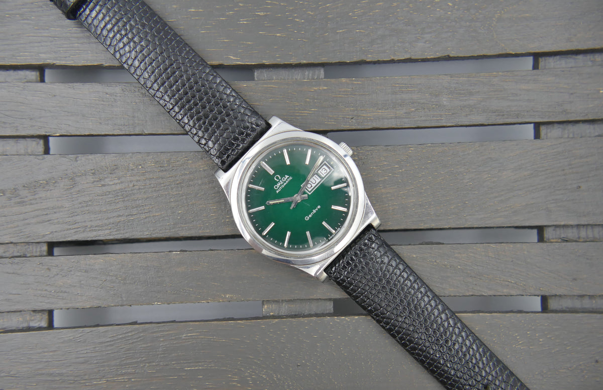 70s vintage watch mens Omega geneve ref 166.0169 automatic cal. 1022 green steel 36mm