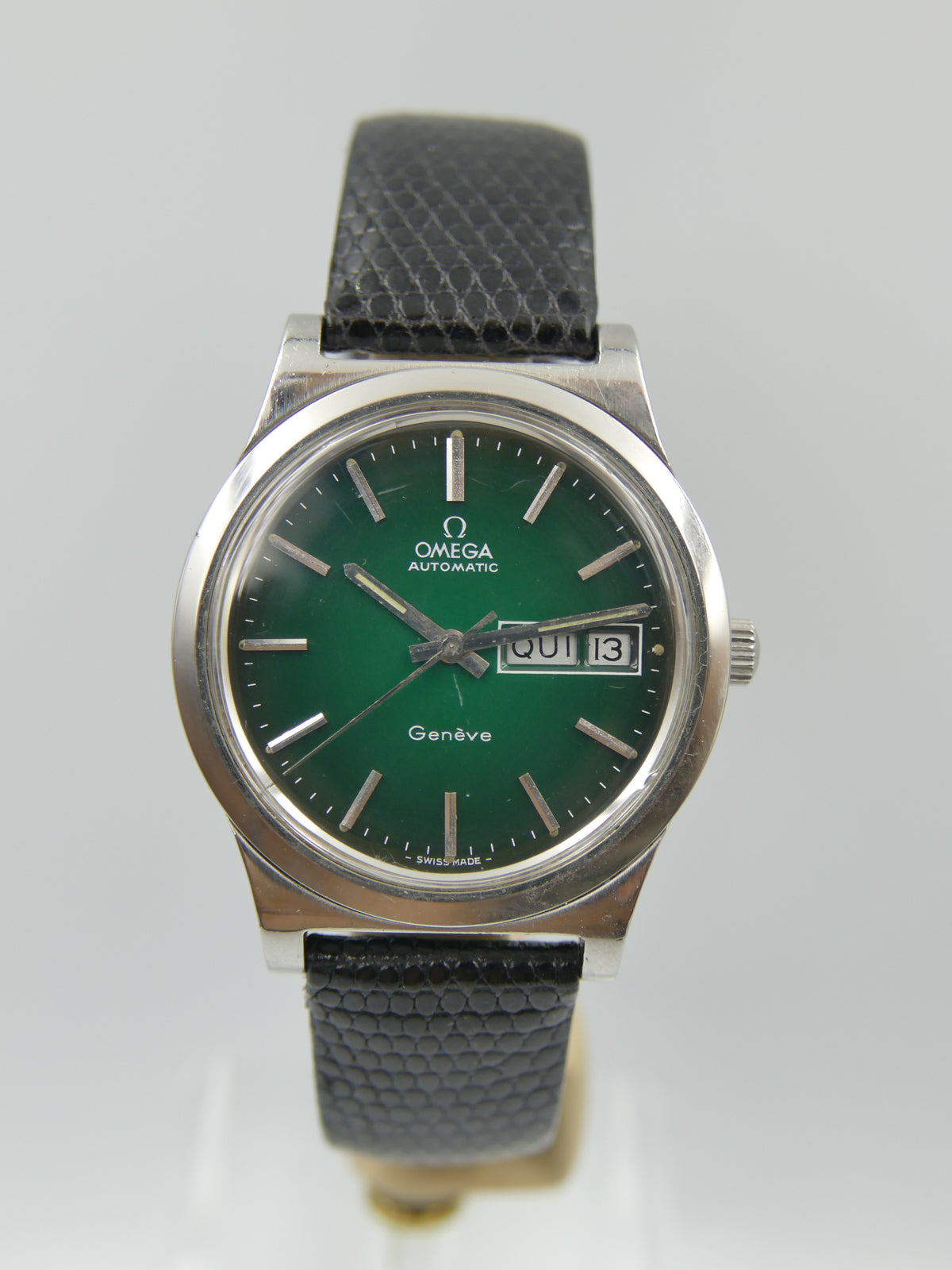 70s vintage watch mens Omega geneve ref 166.0169 automatic cal. 1022 green steel 36mm