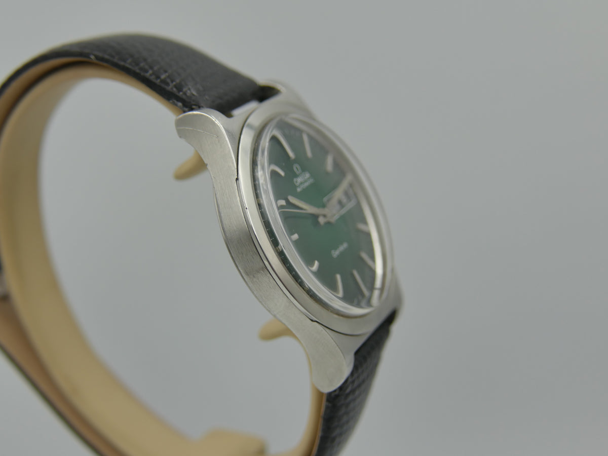 70s vintage watch mens Omega geneve ref 166.0169 automatic cal. 1022 green steel 36mm