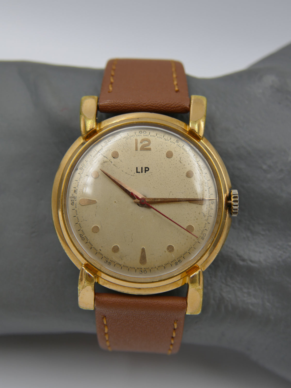 50s vintage watch mens LIP Oversize Jumbo Fancy Lugs 37mm Cal. R25 / 253-465 serviced