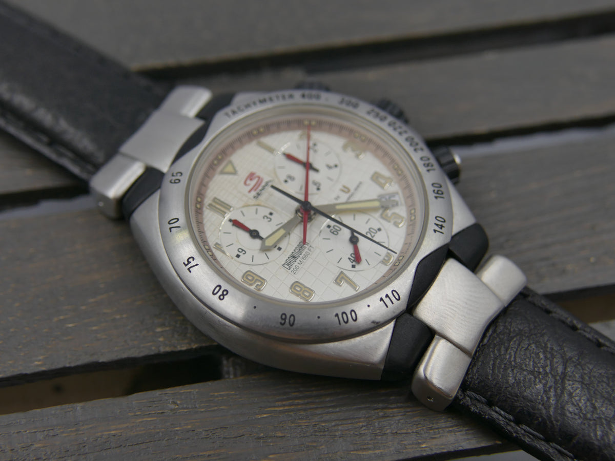 90s vintage watch mens Universal Geneve Senna 41 Chronograph Ref. 975.310 Ayrton Senna Waffle Dial