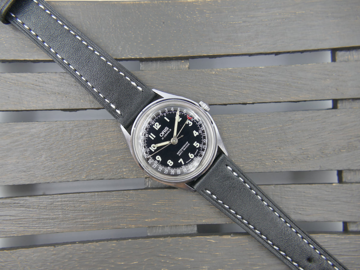 80s vintage watch mens ORIS POINTER DATE 302-7295 SWISS military hand wind eta w/box