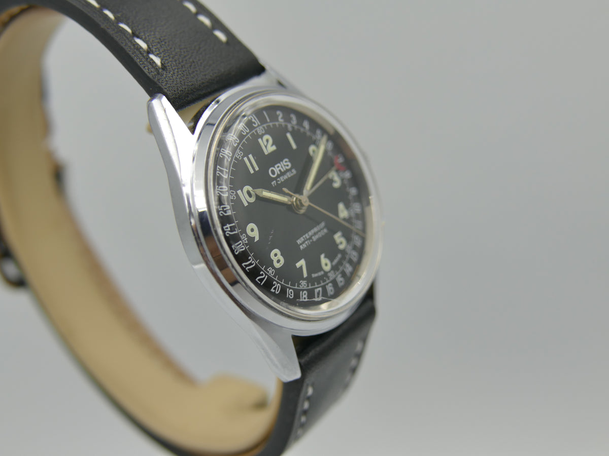 80s vintage watch mens ORIS POINTER DATE 302-7295 SWISS military hand wind eta w/box
