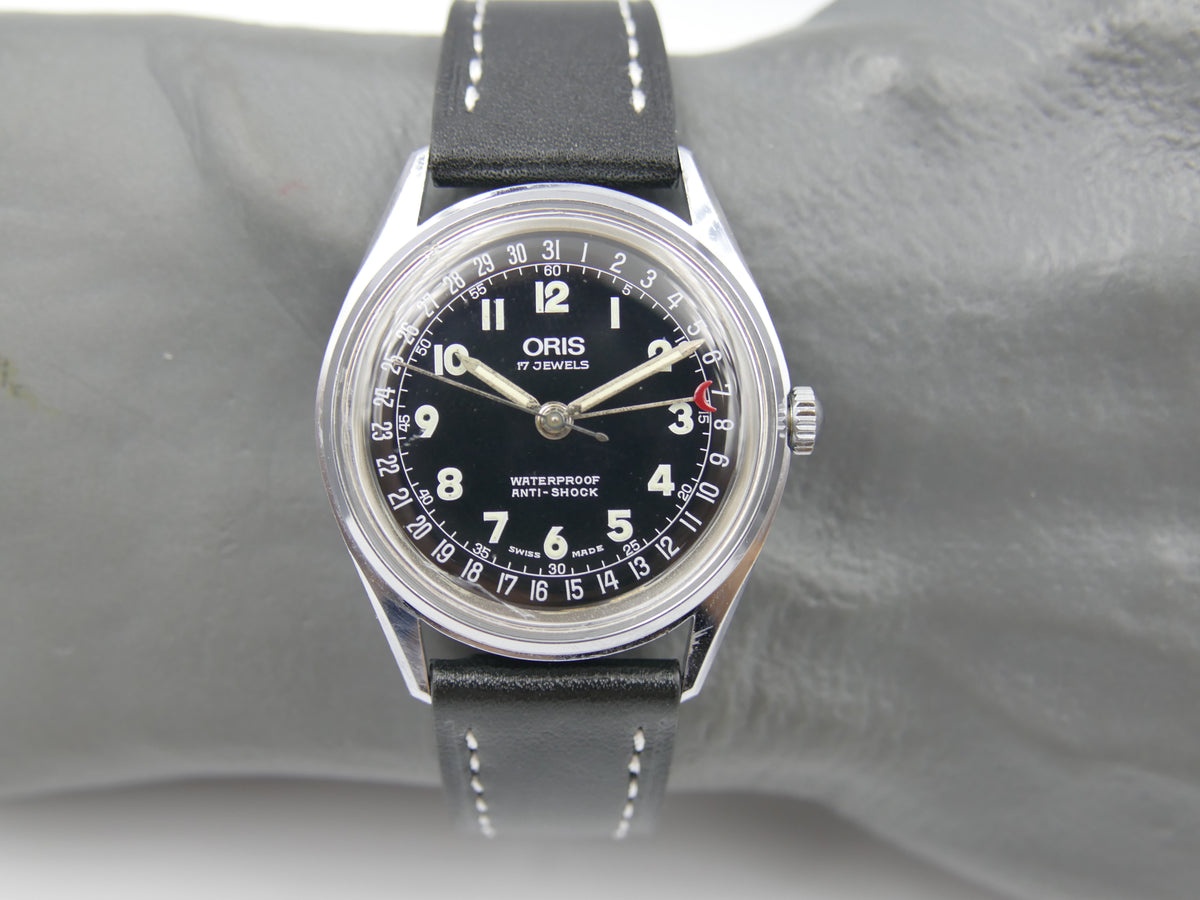 80s vintage watch mens ORIS POINTER DATE 302-7295 SWISS military hand wind eta w/box